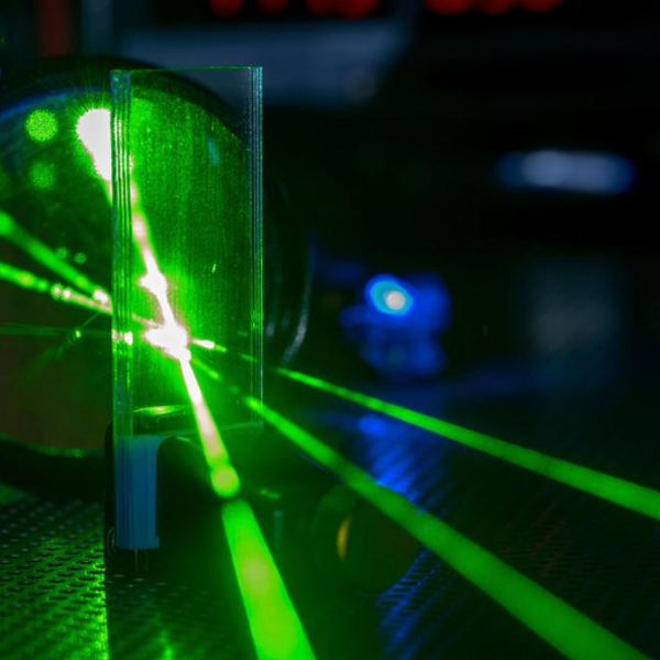 Quantum Green Laser