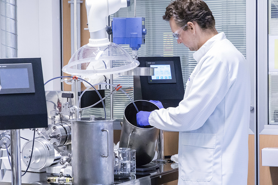 Graphene Flagship Associate Member BeDimensional produces and develops graphene and 2D crystals for the manufacturing and energy industries.