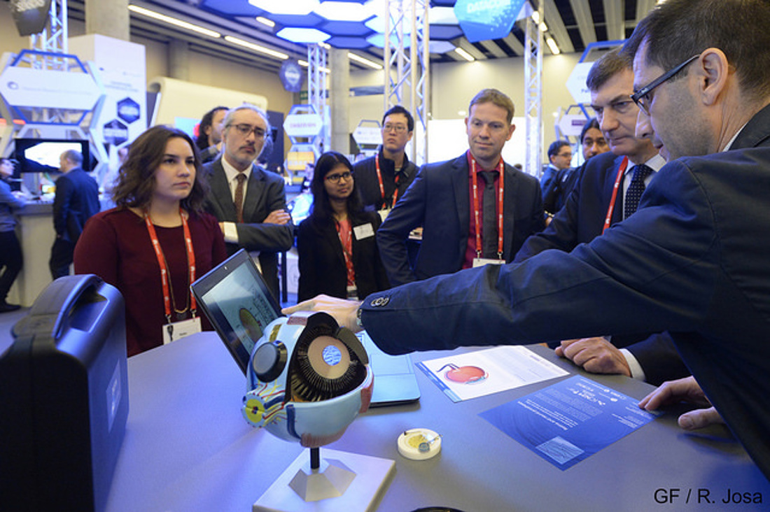 Graphene Flagship booth at Mobile World Congress