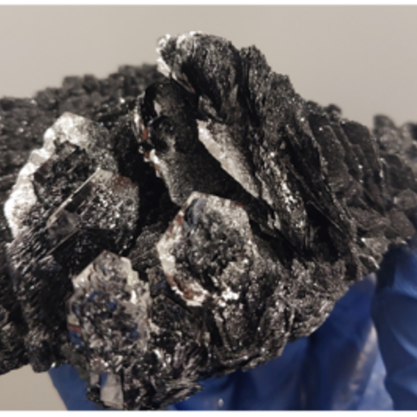 Synthesis of bulk materials