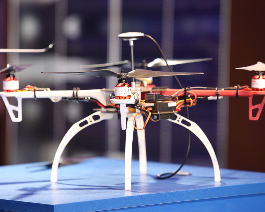 A graphene composites demonstration using the composites in a drone